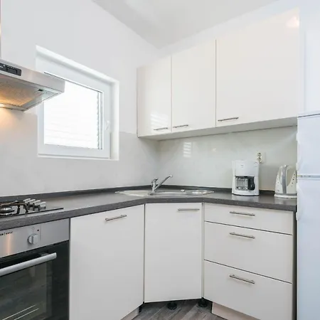 In Vineyard Paradise Dingac Peljesac Potomje